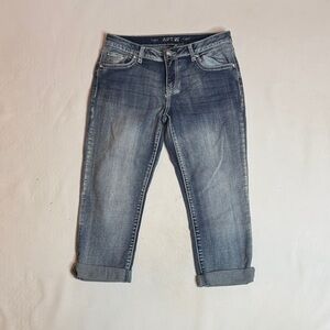 Apt. 9 Women's Dark Blue Ankle Jeans Pearl Button